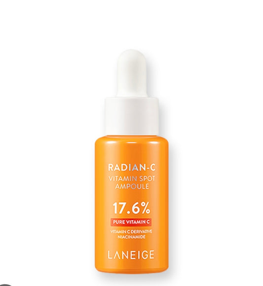 Spot correcting ampoule, empowered by Radian-C 3x blend™ with powerful antioxidant effect, helps eliminate dark spots and gives a more radiant complexion